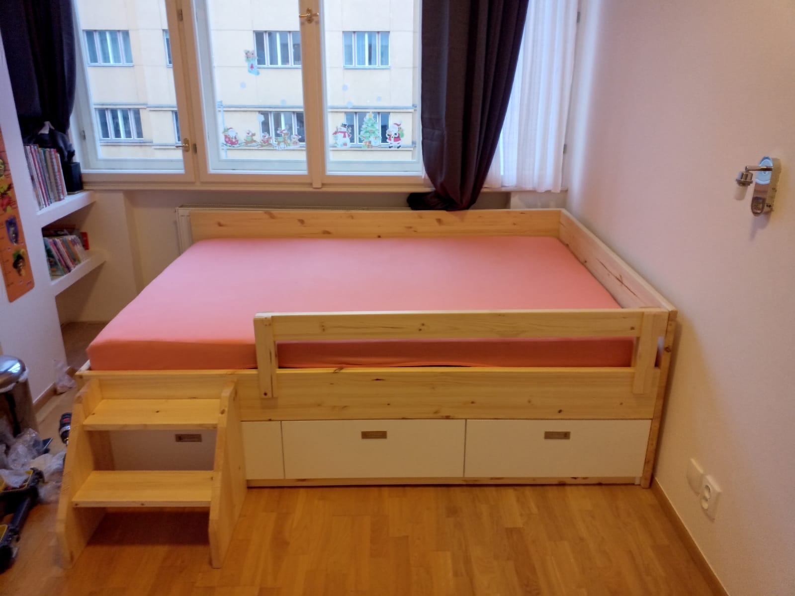 Práce 89